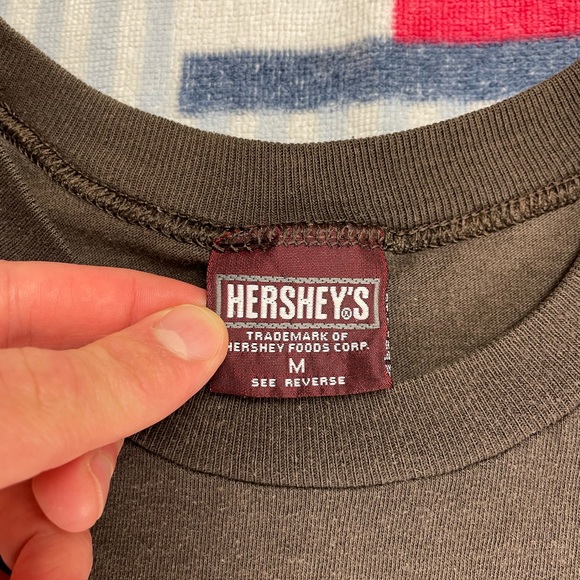 Vintage Hershey’s Chocolate short sleeve tee shirt - Picture 7 of 10